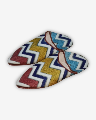 Babouche en Velours – Élégance et Tradition Marocaine