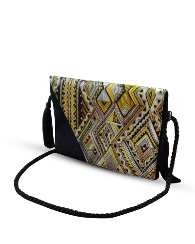 Pochette Brodée – L’Artisanat Marocain à son Apogée