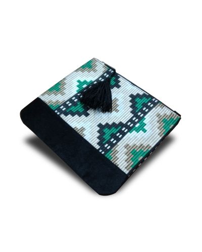 Pochette Velours Berbère – L’Élégance Artisanale du Maroc - Kounouz