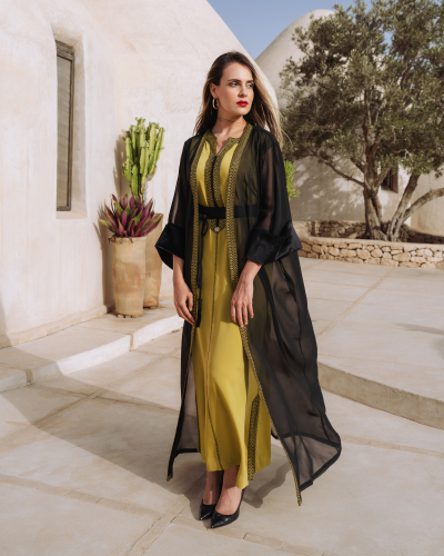 Gandoura avec Ceinture – Kounouz : Élégance, Tradition & Raffinement