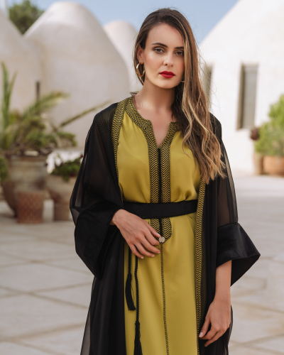 Gandoura avec Ceinture – Kounouz : Élégance, Tradition & Raffinement