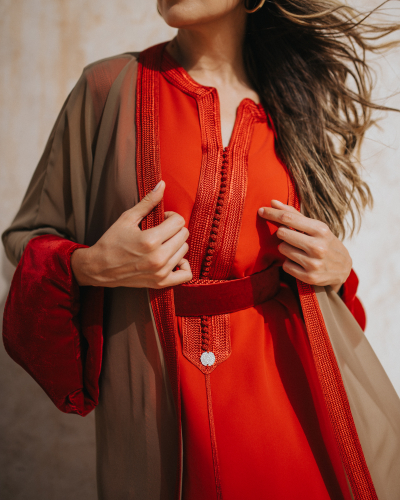 Buy Gandoura with Velvet Lapels – Guaranteed Quality and Elegance