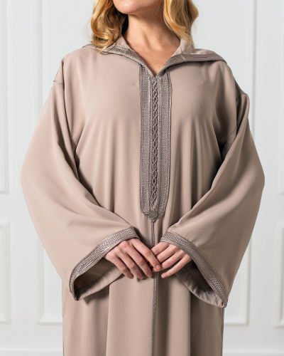 Kounouz - Djellaba en Mlifa: Artisanat et Élégance au Quotidien - Wow!