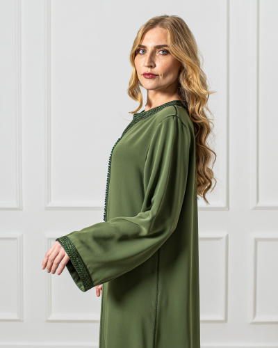 Kounouz Caftan with Two-Tone Sfifa – Elegance and Unique Style
