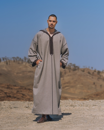 Djellaba Homme Large Simple – Élégance, Simplicité et Confort Marocain