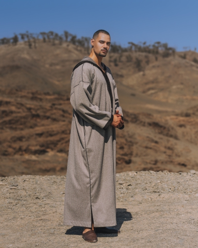 Djellaba Homme Large Simple – Élégance, Simplicité et Confort Marocain