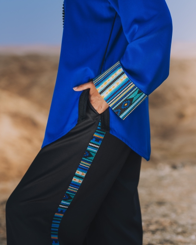 Vivid Royal Blue Kounouz Jabador – Sleeves with Handcrafted Geometric Pattern in Blue and Orange