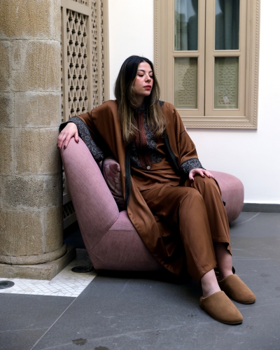 Elegant Mlifa and Printed Tweed Tunic with a Kimono and Refined Details