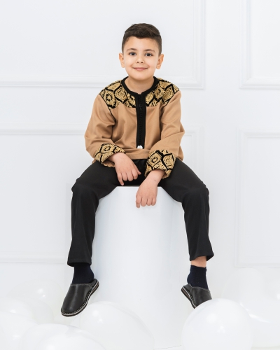 Children's jabador with embroidered patterns