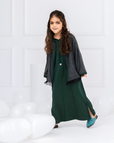 Girl’s caftan with wool jacket with fringes