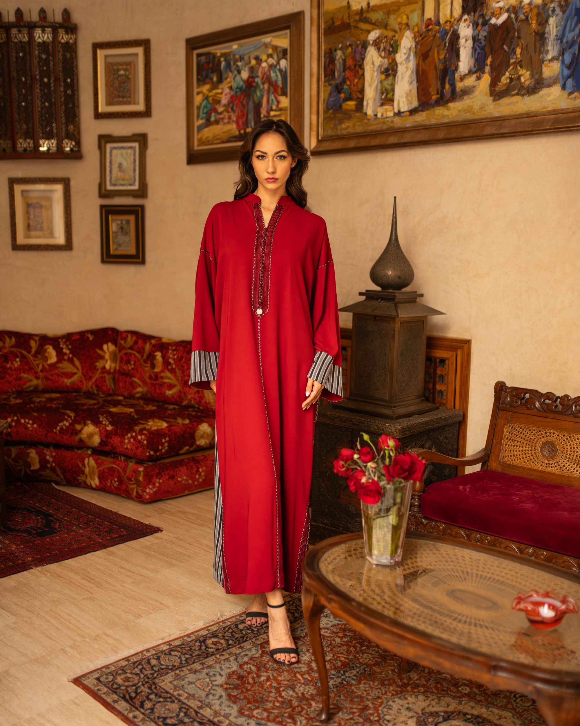 Caftan Avec Empiècement À Rayures – Style Chic et Moderne